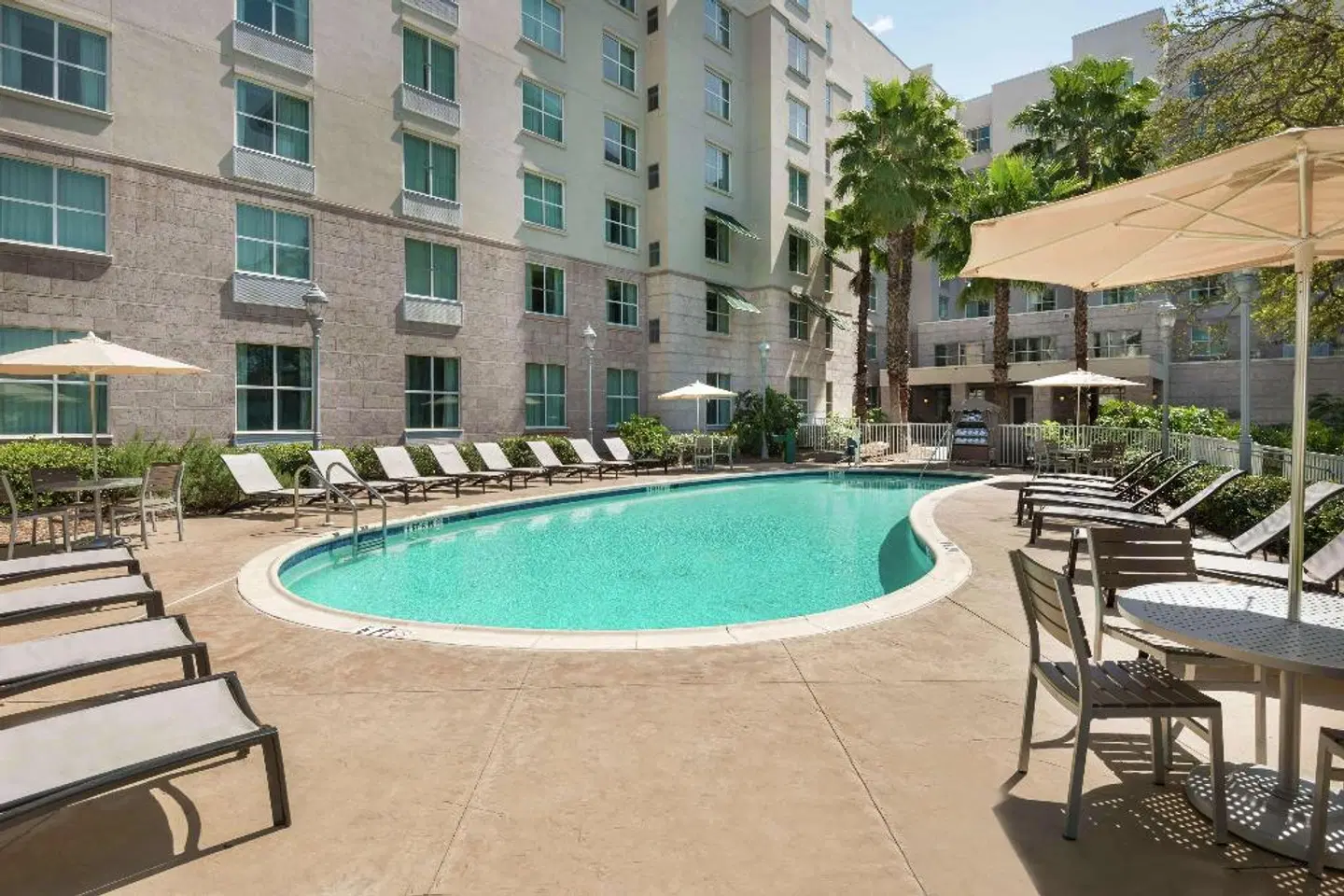 Homewood Suites by Hilton Tampa Airport - Westshore OUTDOOR_POOL