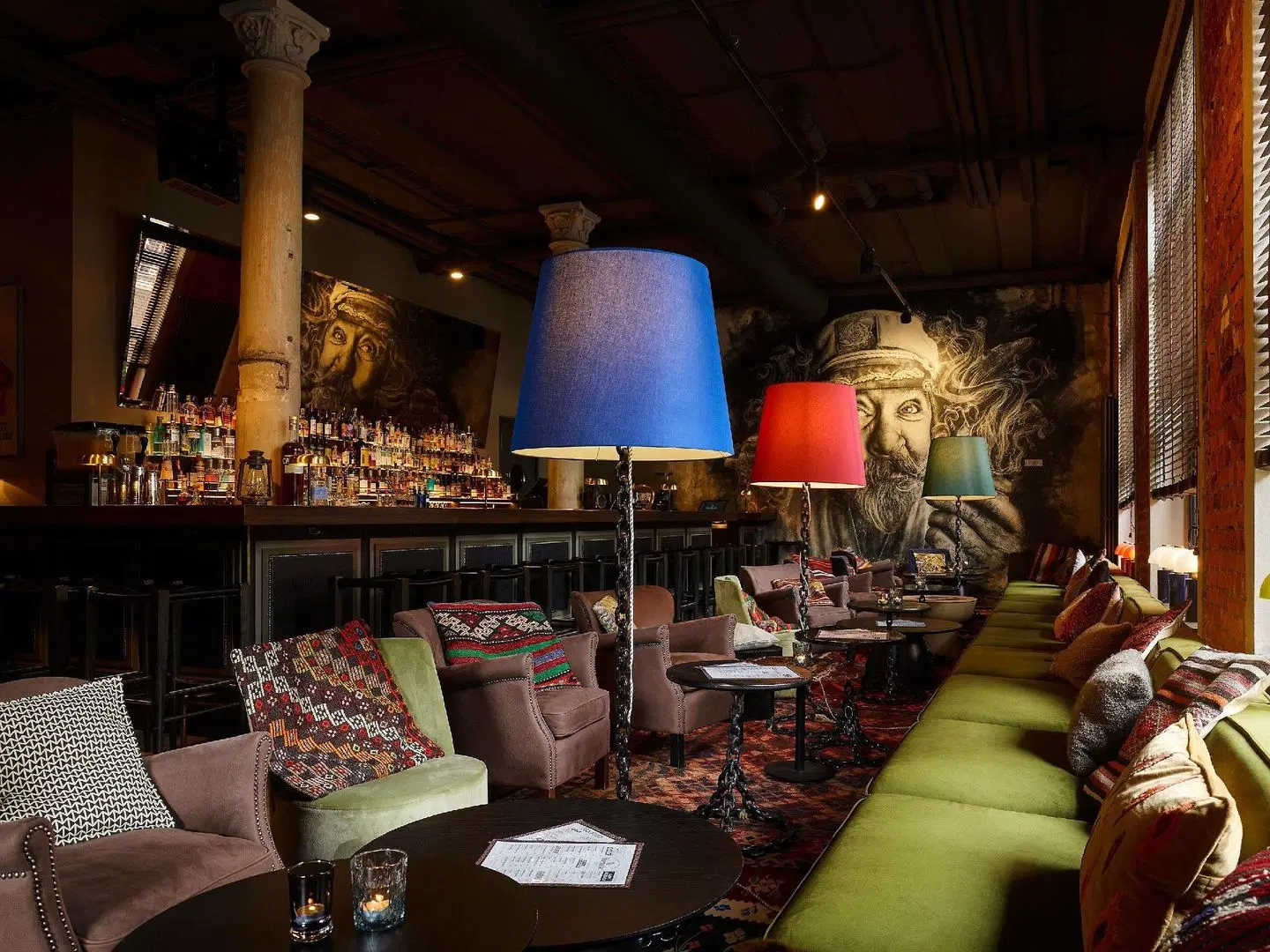 25hours Hotel Altes Hafenamt Bar