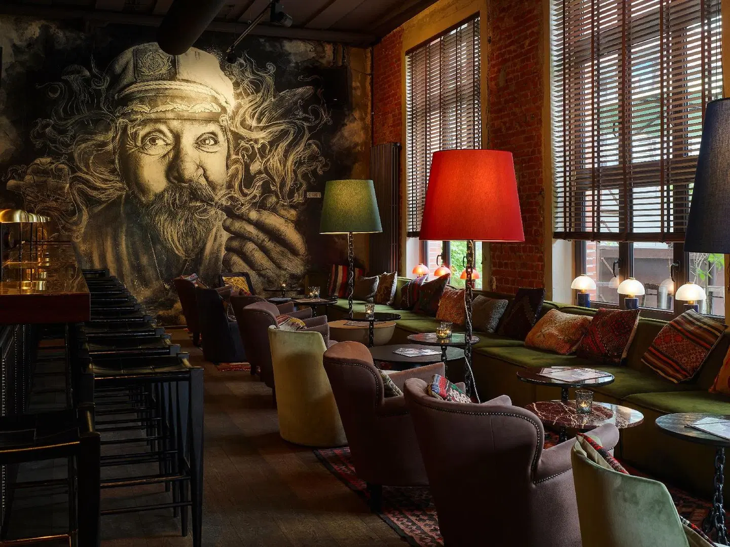 25hours Hotel Altes Hafenamt Bar