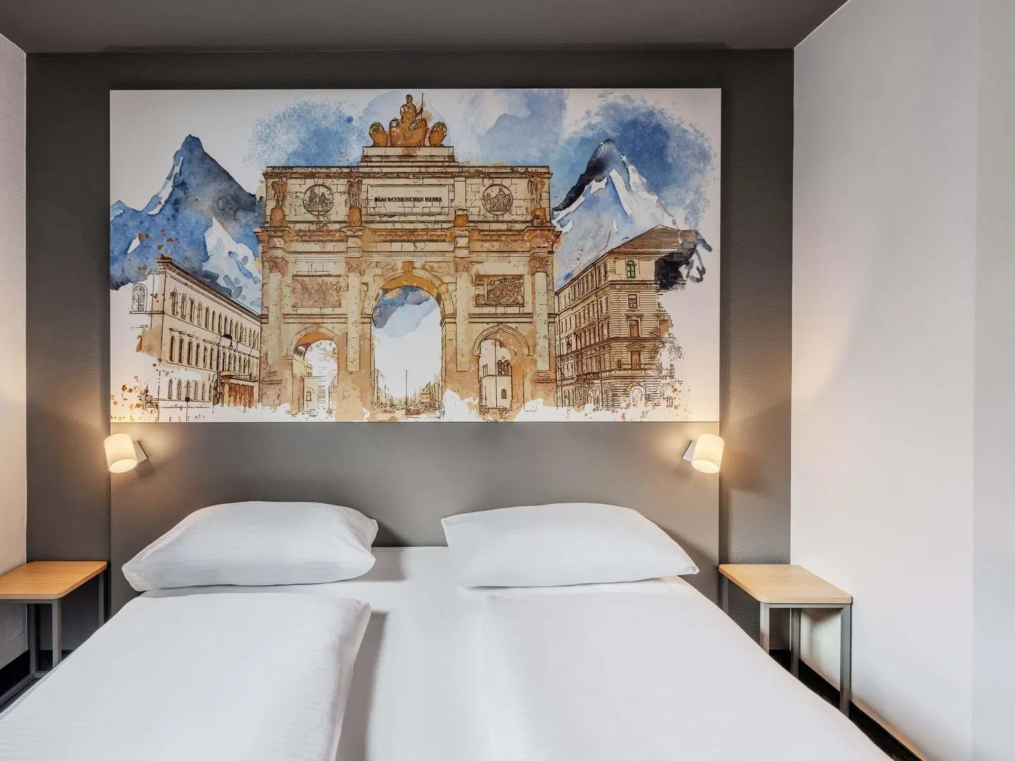 B&B HOTEL München-Schwabing ROOM_EXAMPLE