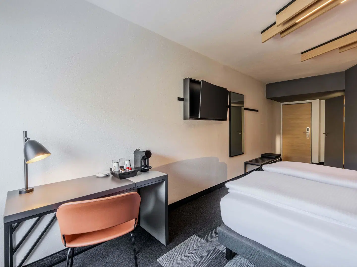 B&B HOTEL München-Schwabing ROOM_EXAMPLE