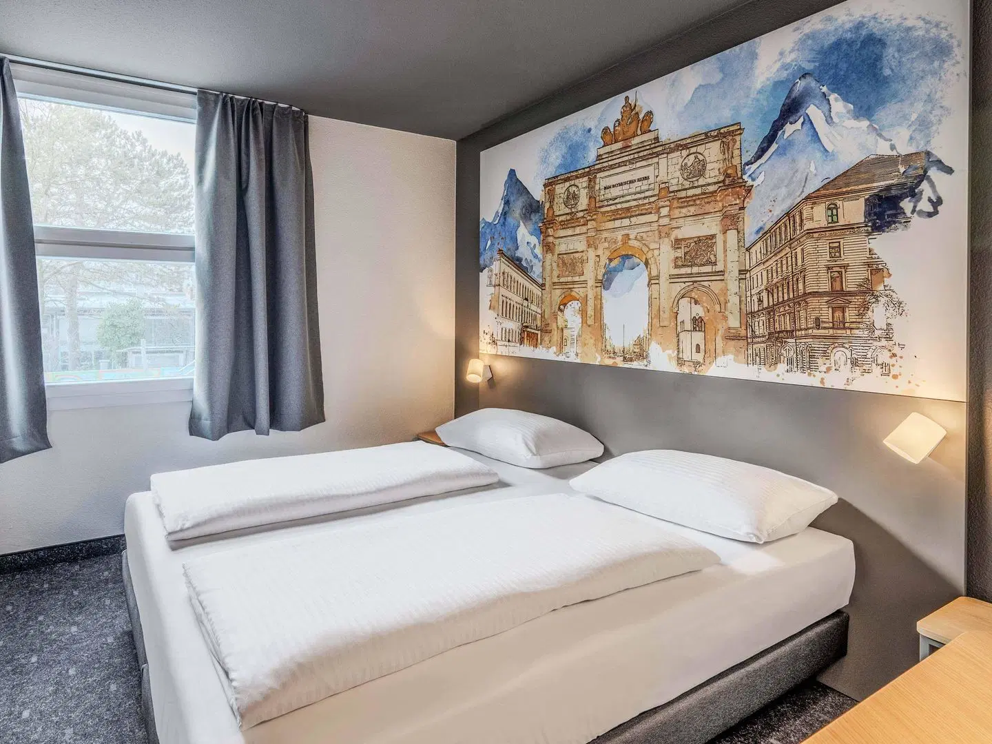 B&B HOTEL München-Schwabing ROOM_EXAMPLE