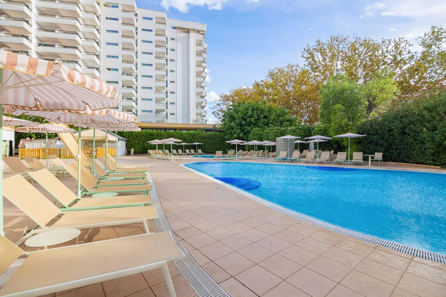 Sol Guadalupe OUTDOOR_POOL