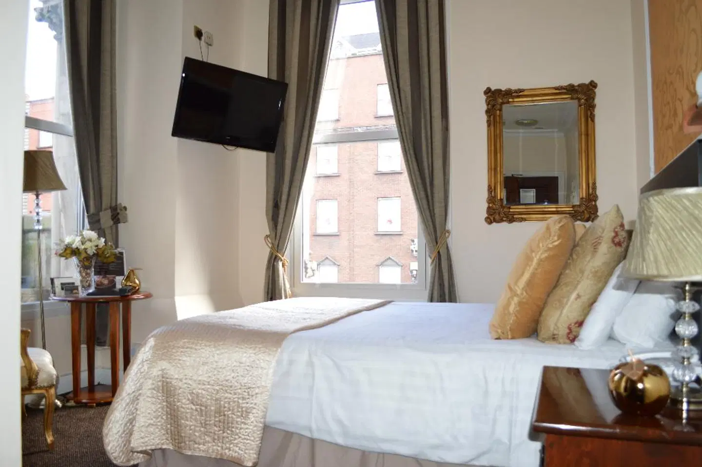 Dublin Citi ROOM_EXAMPLE