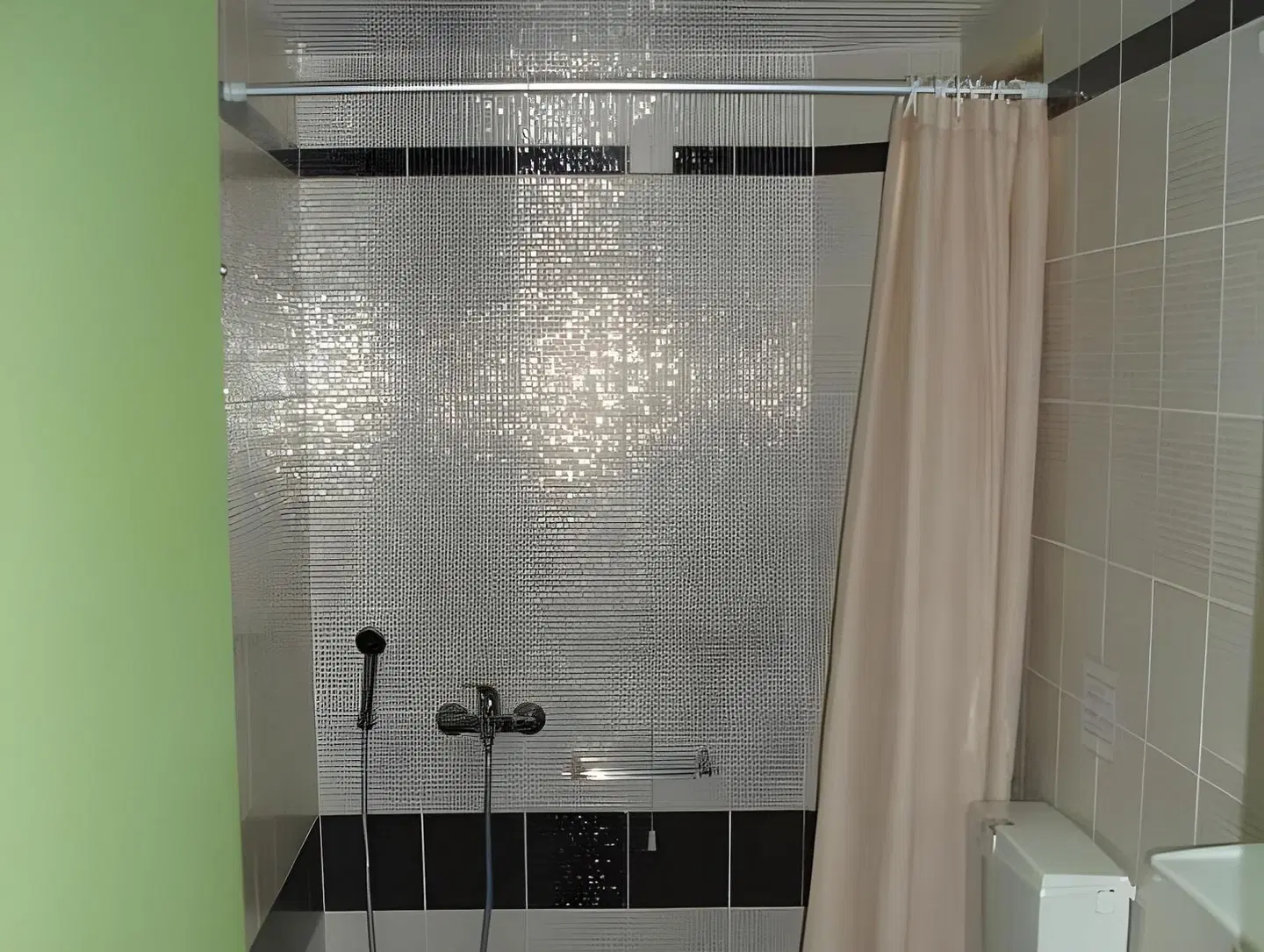 Lycasti Maisonettes BATHROOM