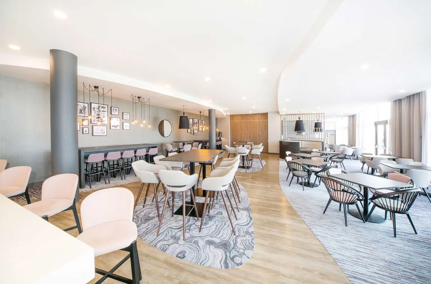 Hampton by Hilton Blackpool BAR