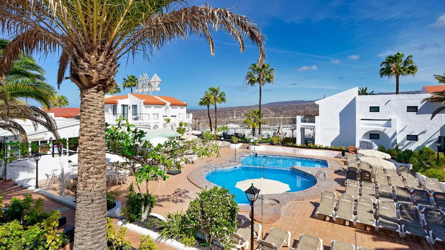 Ura Hotels & Resorts - Nido del Aguila OUTDOOR_POOL