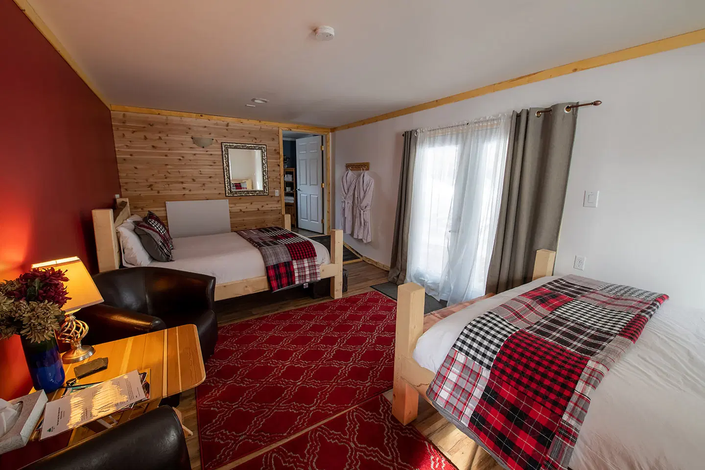 Mount Logan Lodge ROOM_EXAMPLE