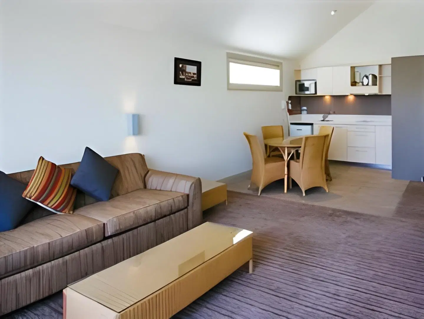 Hananui Lodge and Apartments ROOM_EXAMPLE