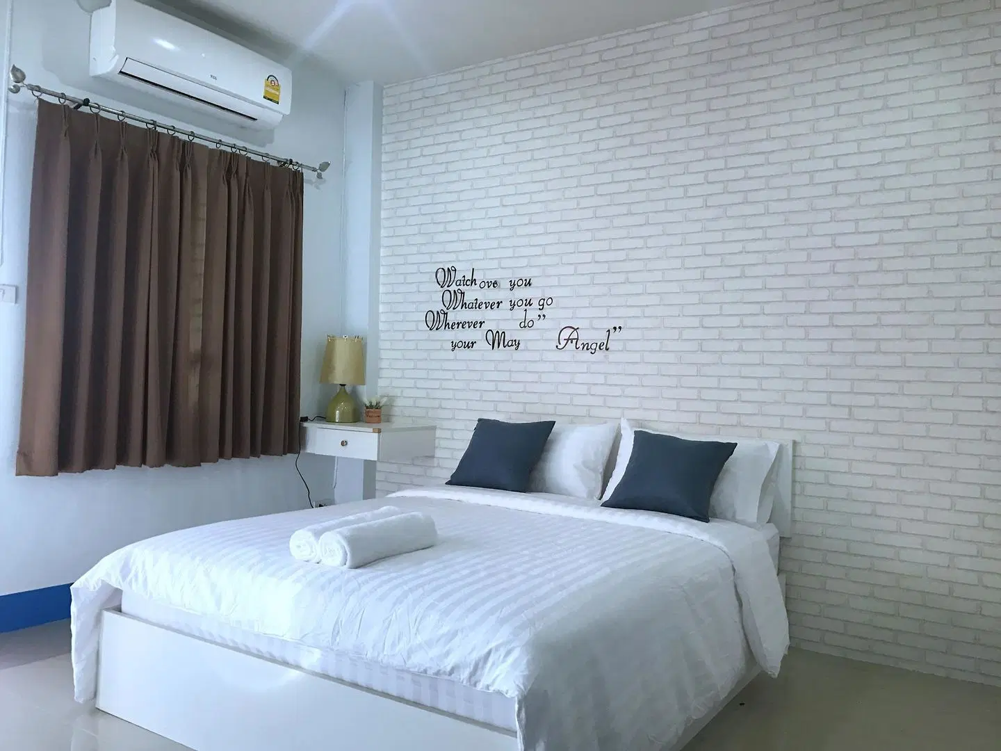 Ing Hmon Non Sabai ROOM_EXAMPLE
