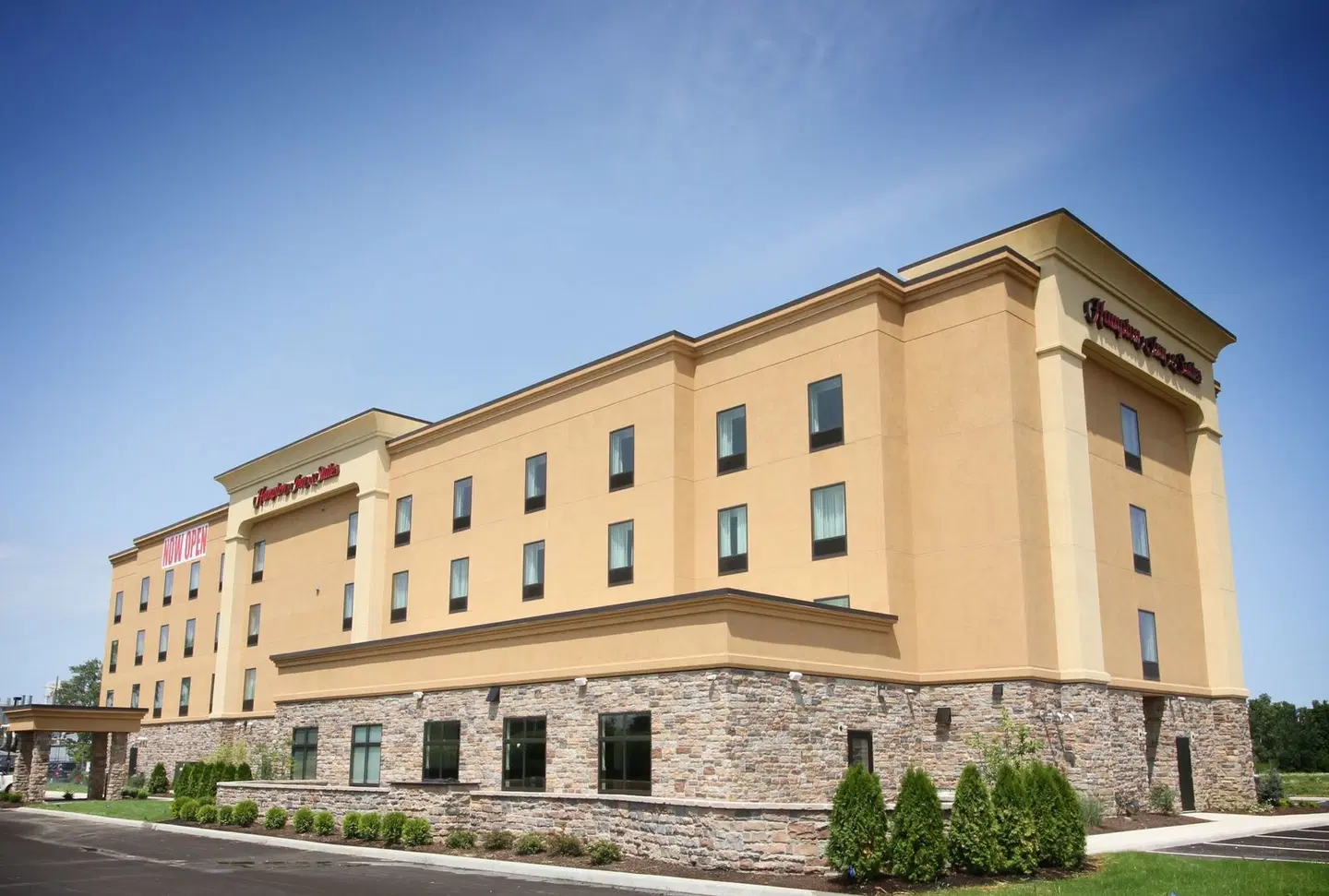 Hampton Inn & Suites Sandusky/Milan EXTERIOR