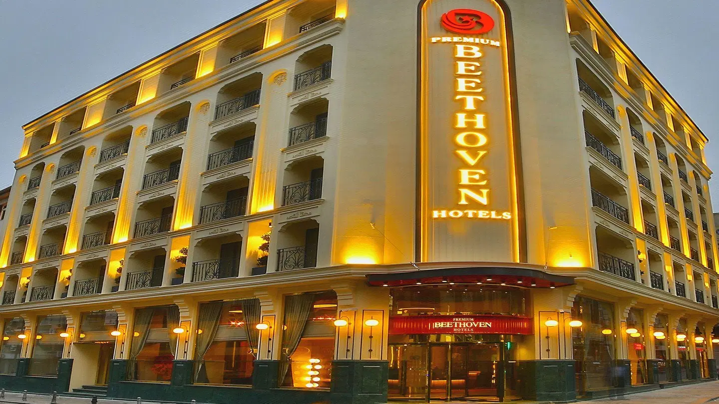 Beethoven Premium Hotel EXTERIOR
