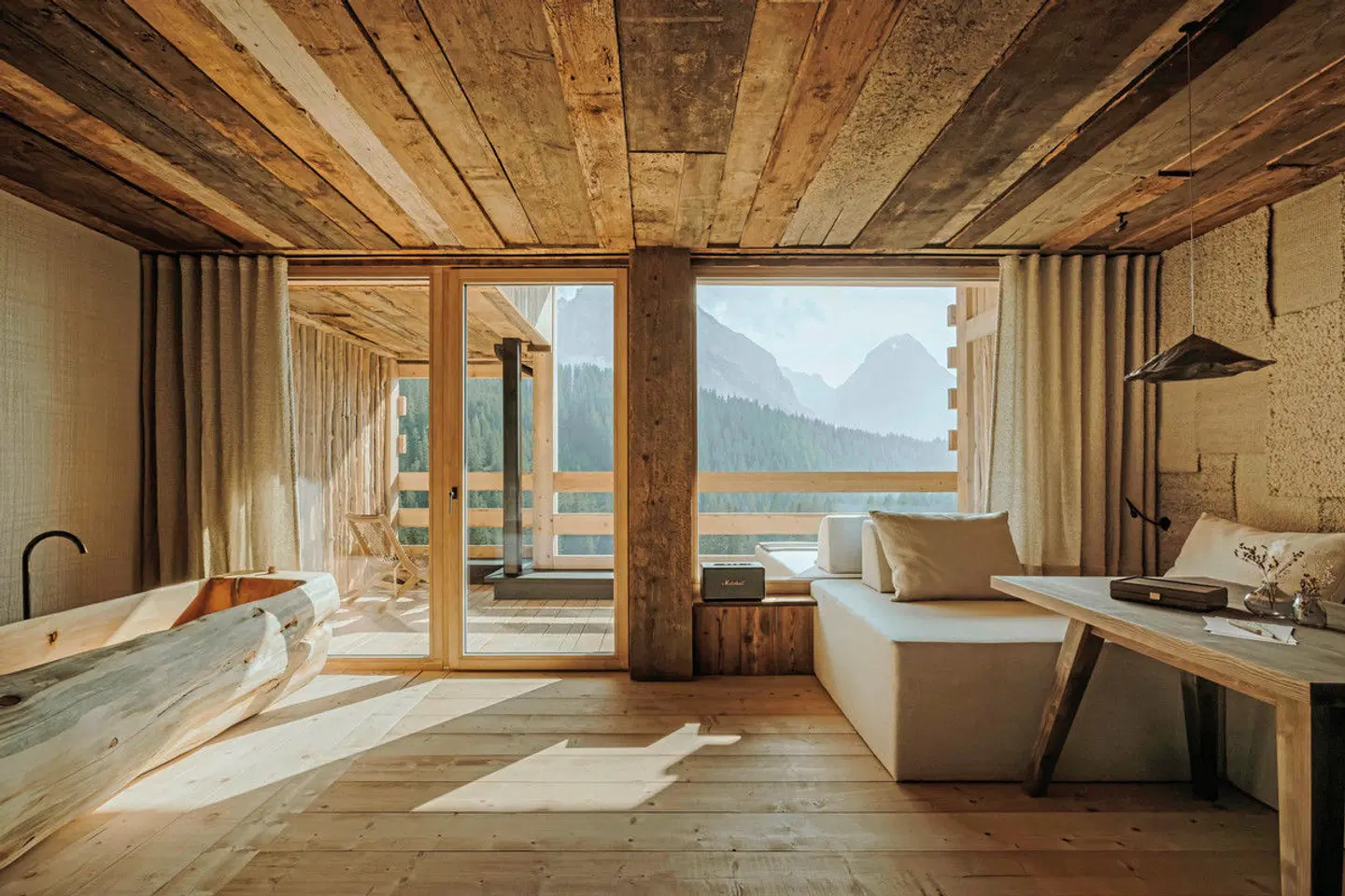 eriro Alpine Hide ROOM_EXAMPLE