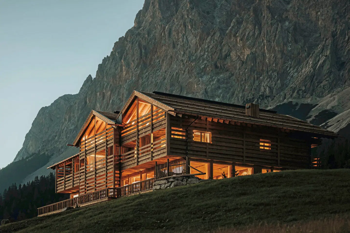 eriro Alpine Hide EXTERIOR