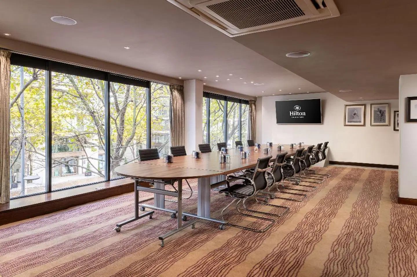 Hilton London Olympia CONFERENCE