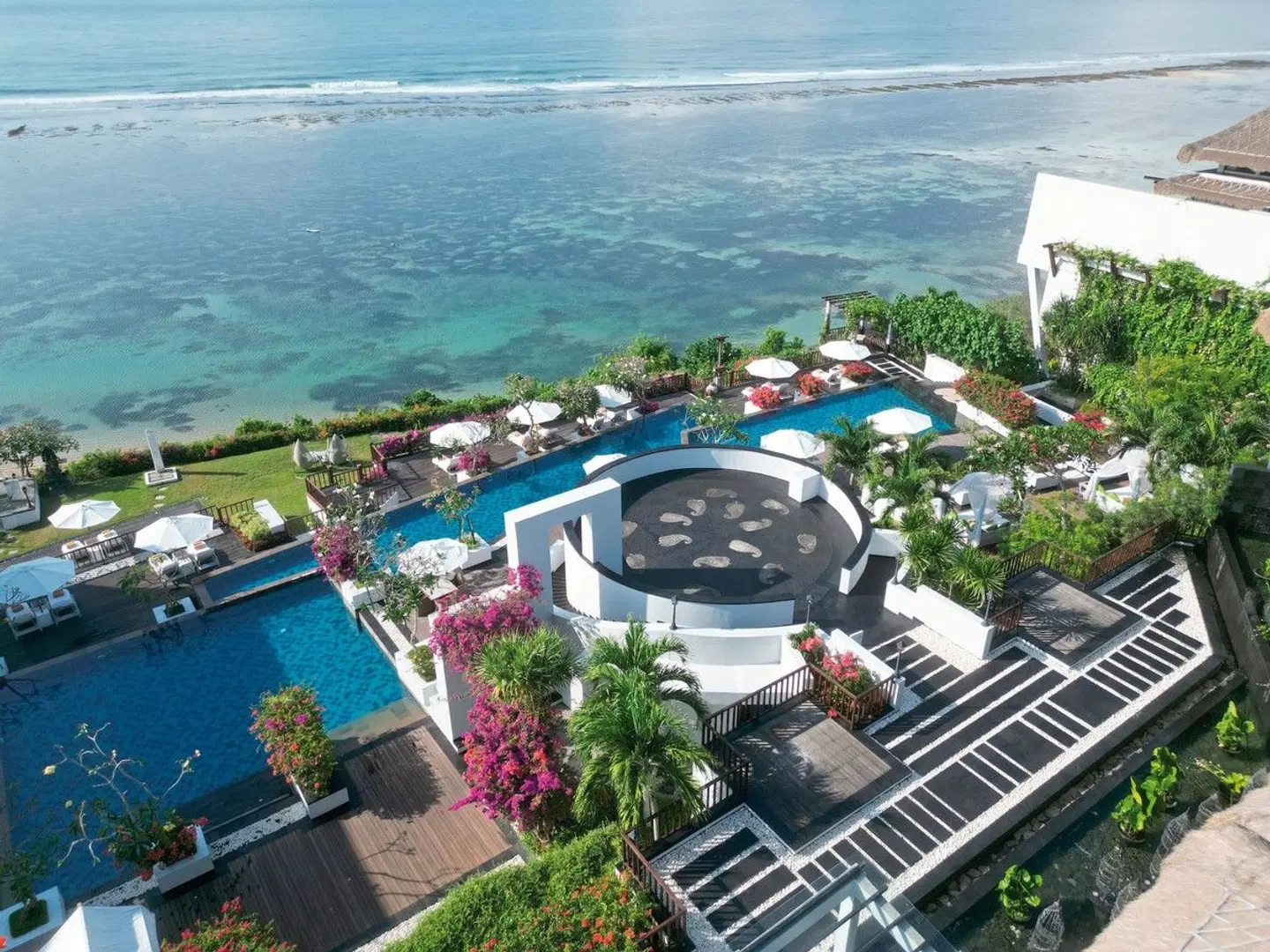 Samabe Bali Suites & Villas EXTERIOR