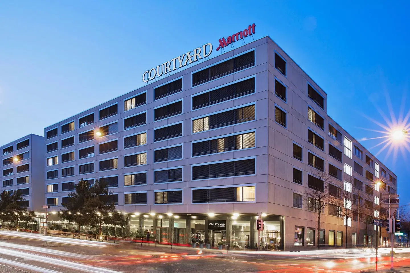 Courtyard by Marriott Zurich North EXTERIOR