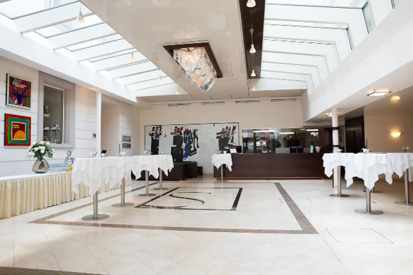 Sandwirth LOUNGE_LOBBY