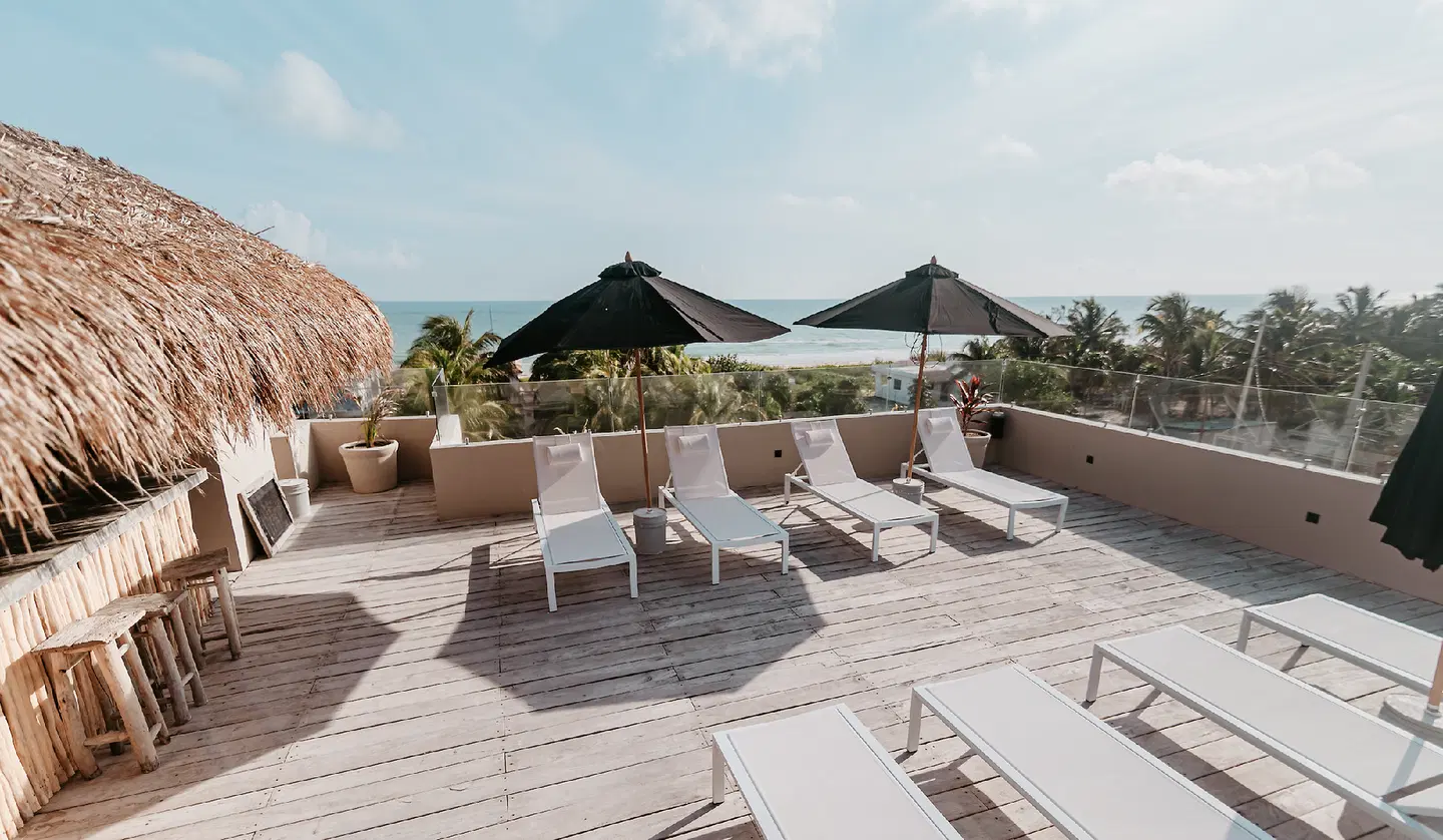 DOS MARES Pool Club Boutique Hotel TERRACE