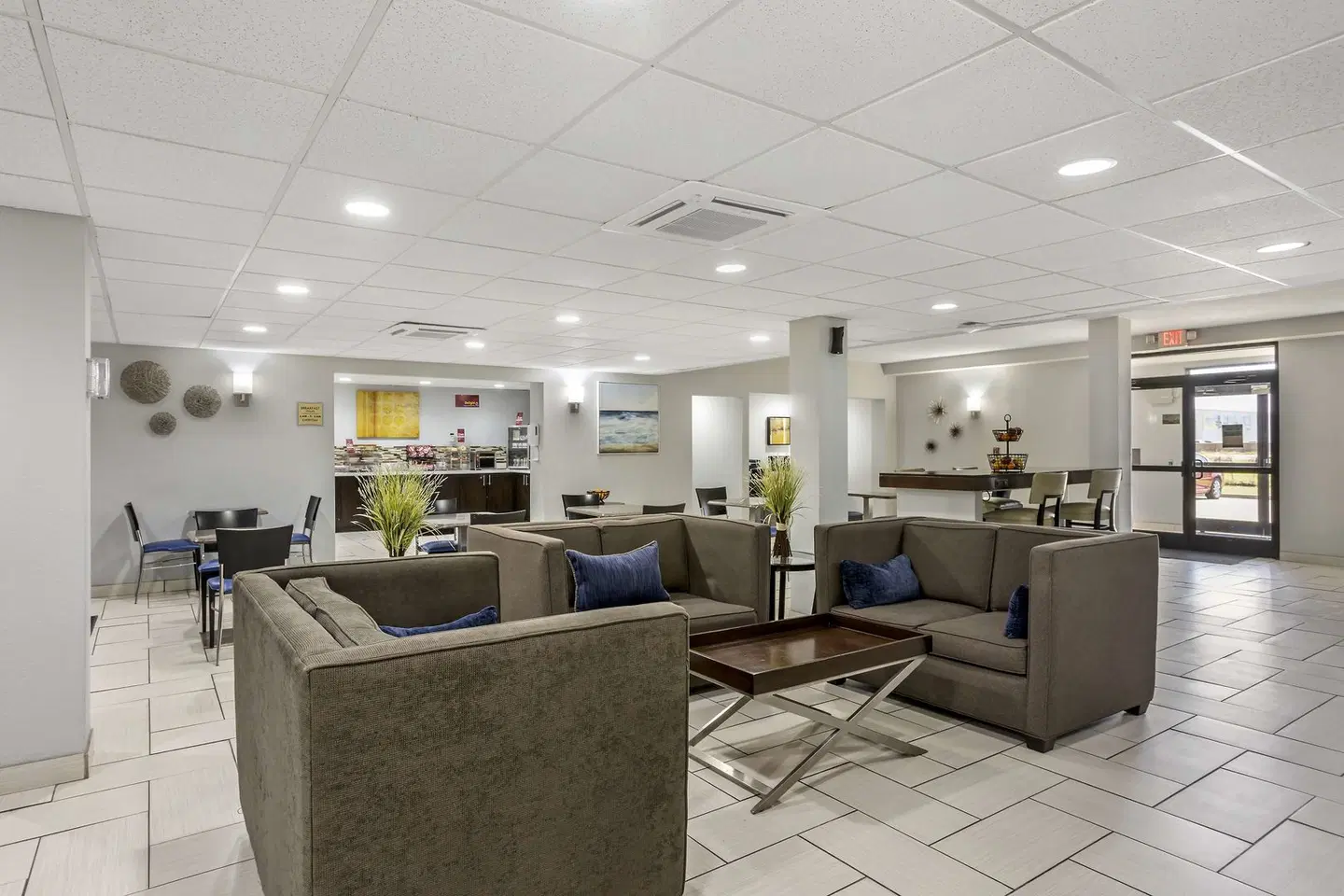 BEST WESTERN PLUS Jonesboro Inn & Suites LOUNGE_LOBBY