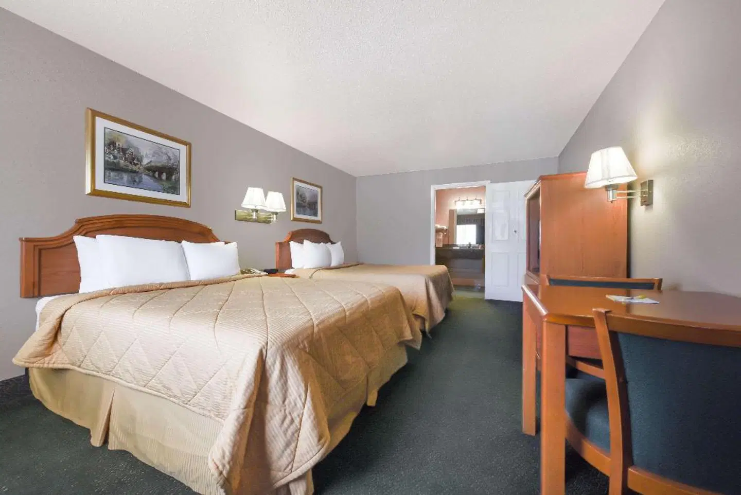 Days Inn by Wyndham Granbury ROOM_EXAMPLE