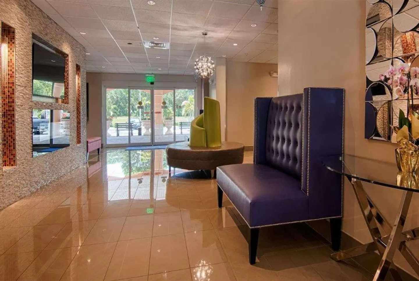 Days Inn & Suites by Wyndham Bonita Springs North Naples LOUNGE_LOBBY