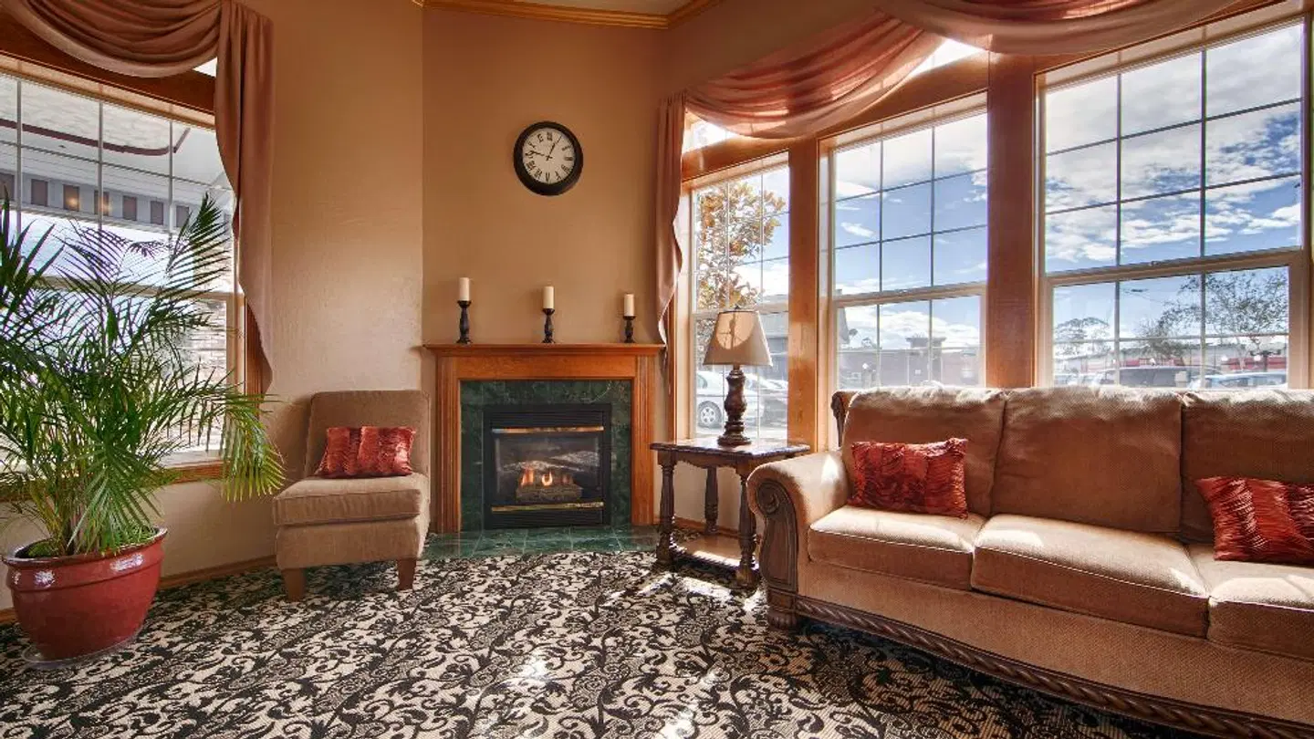 Best Western PLUS Bayshore Inn ROOM_EXAMPLE