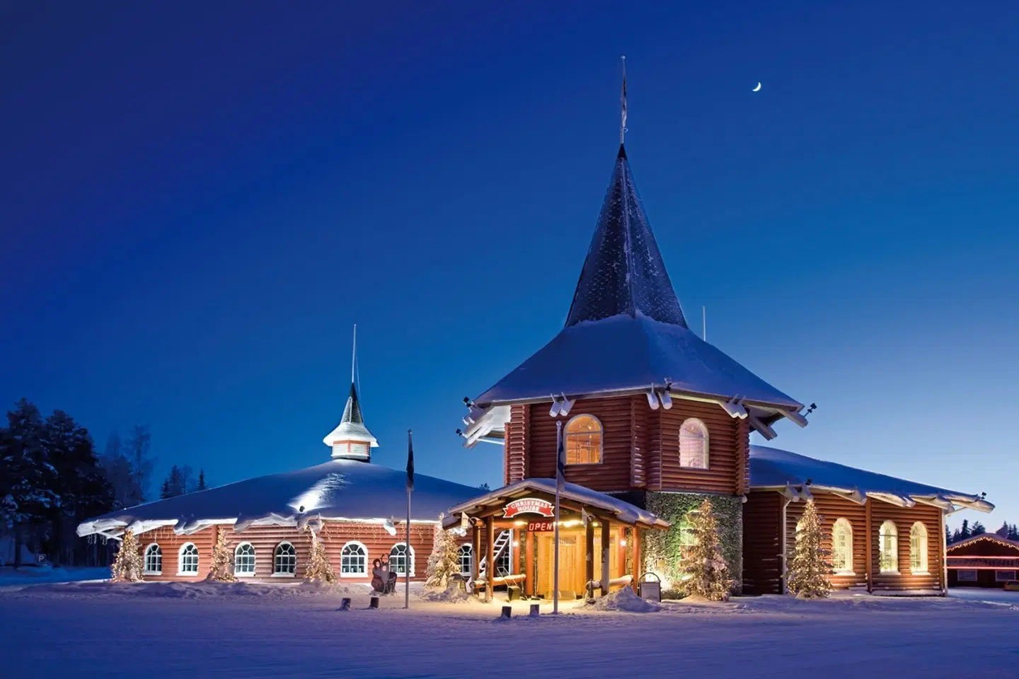 Santa Claus Holiday Village EXTERIOR