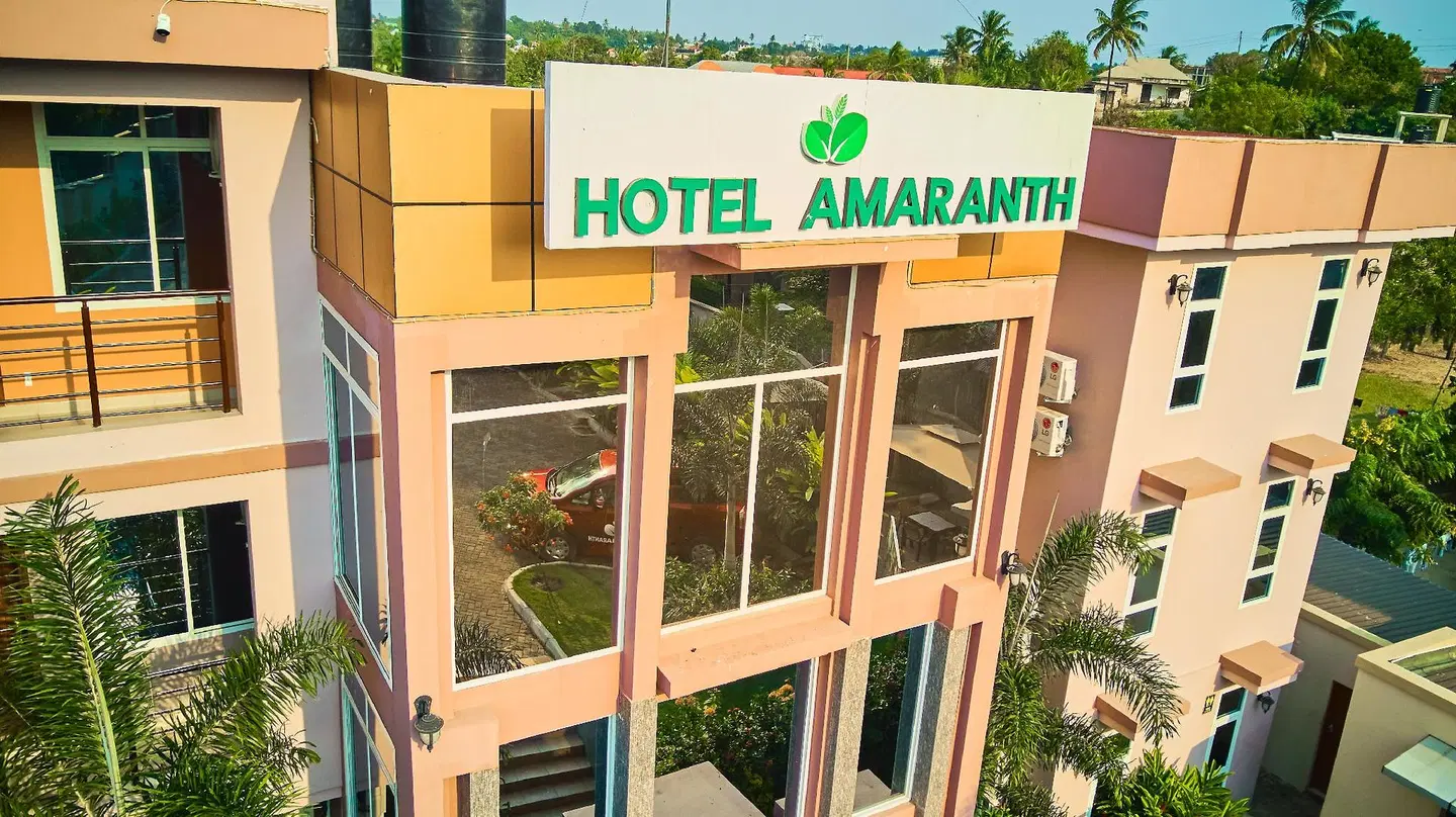 Hotel Amaranth EXTERIOR