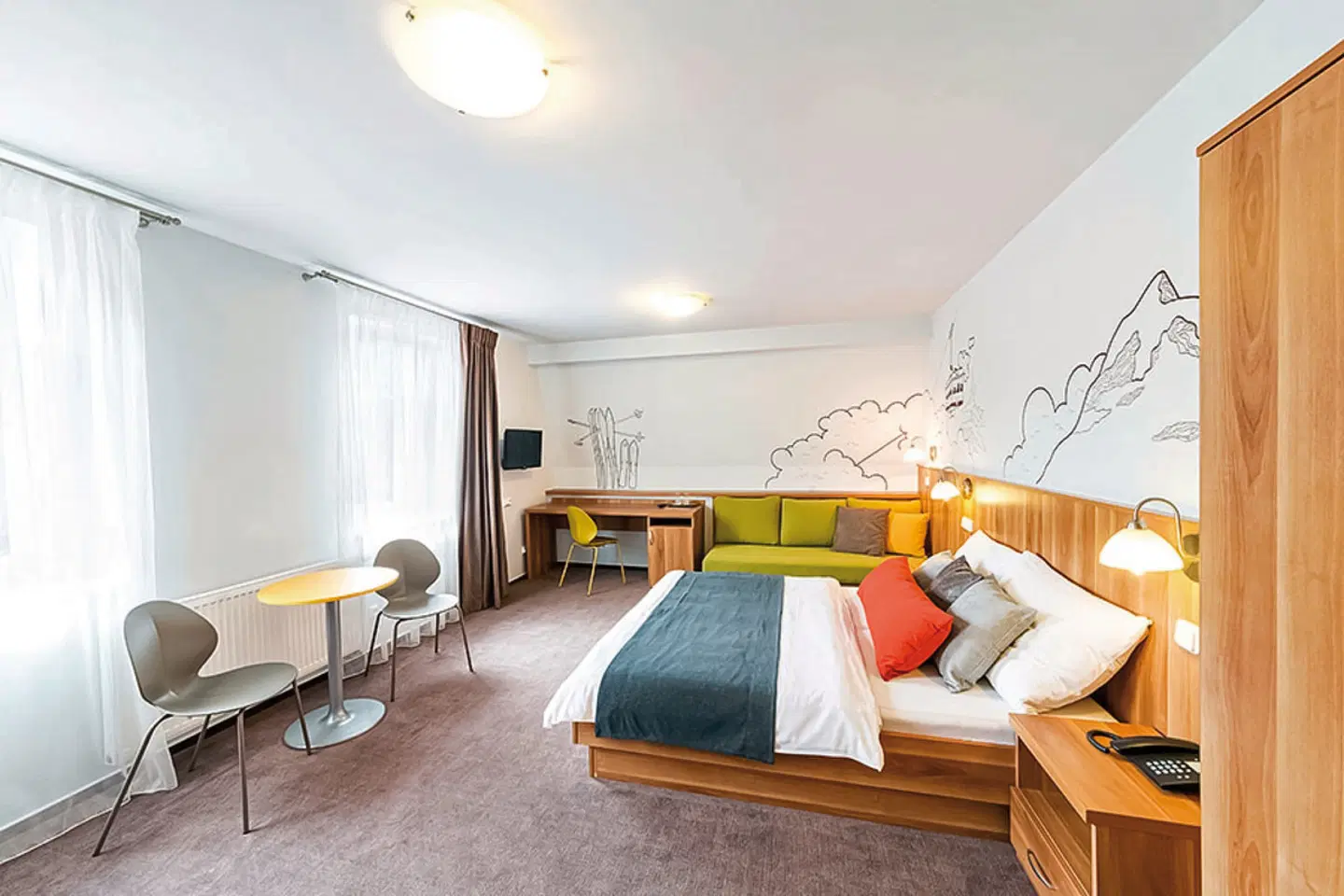 Hotel Grand ROOM_EXAMPLE