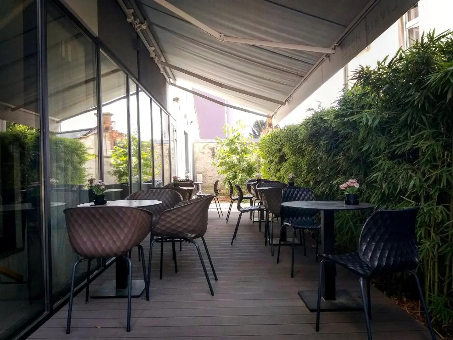 Livris Hotel Terrasse
