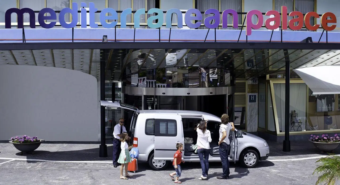 Hotel Mediterranean Palace EXTERIOR