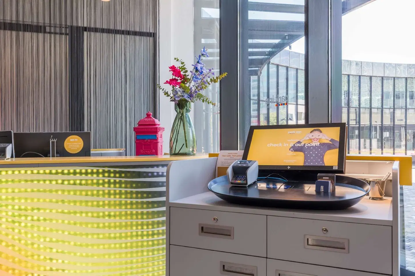 Park Inn by Radisson Amsterdam City West ROOM_EXAMPLE