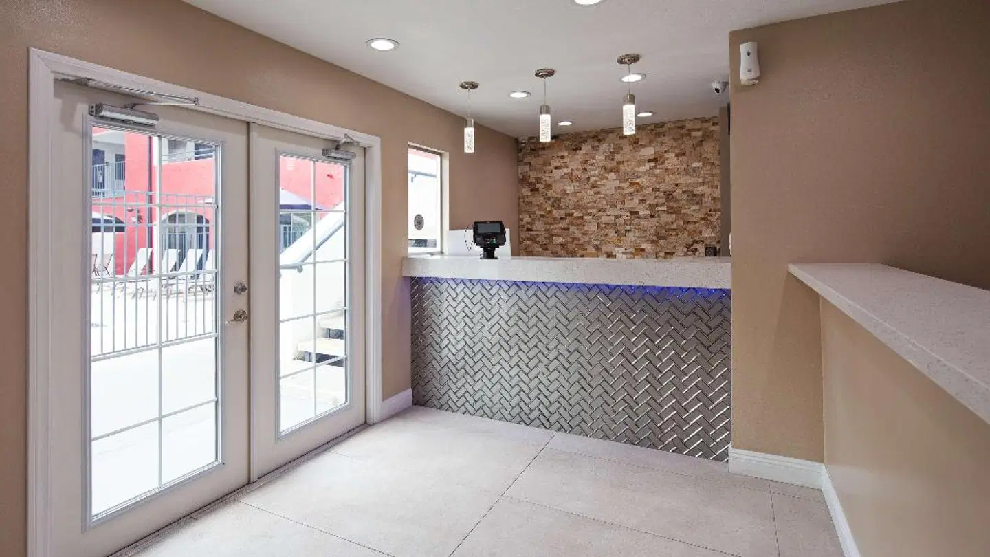 SureStay Plus Hotel by Best Western Chula Vista West Badezimmer