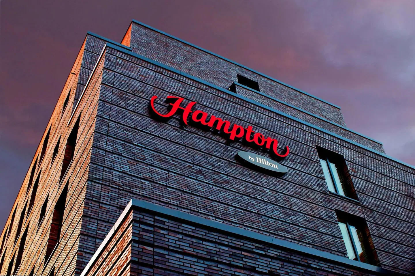 Hampton by Hilton Berlin City West EXTERIOR