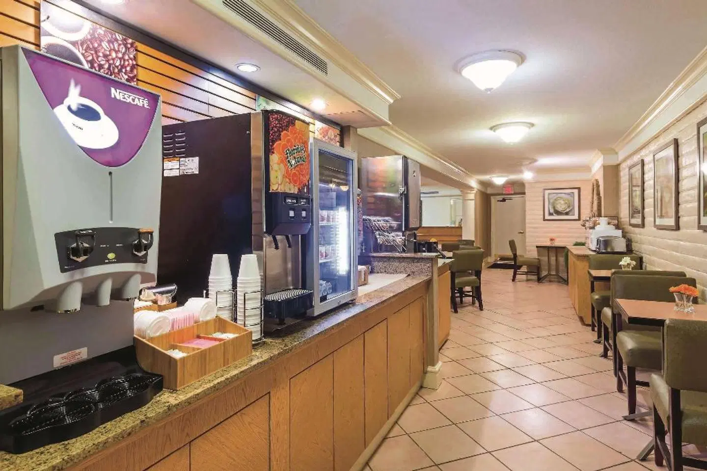 La Quinta Inn by Wyndham Colorado Springs Garden of the Gods Restaurant