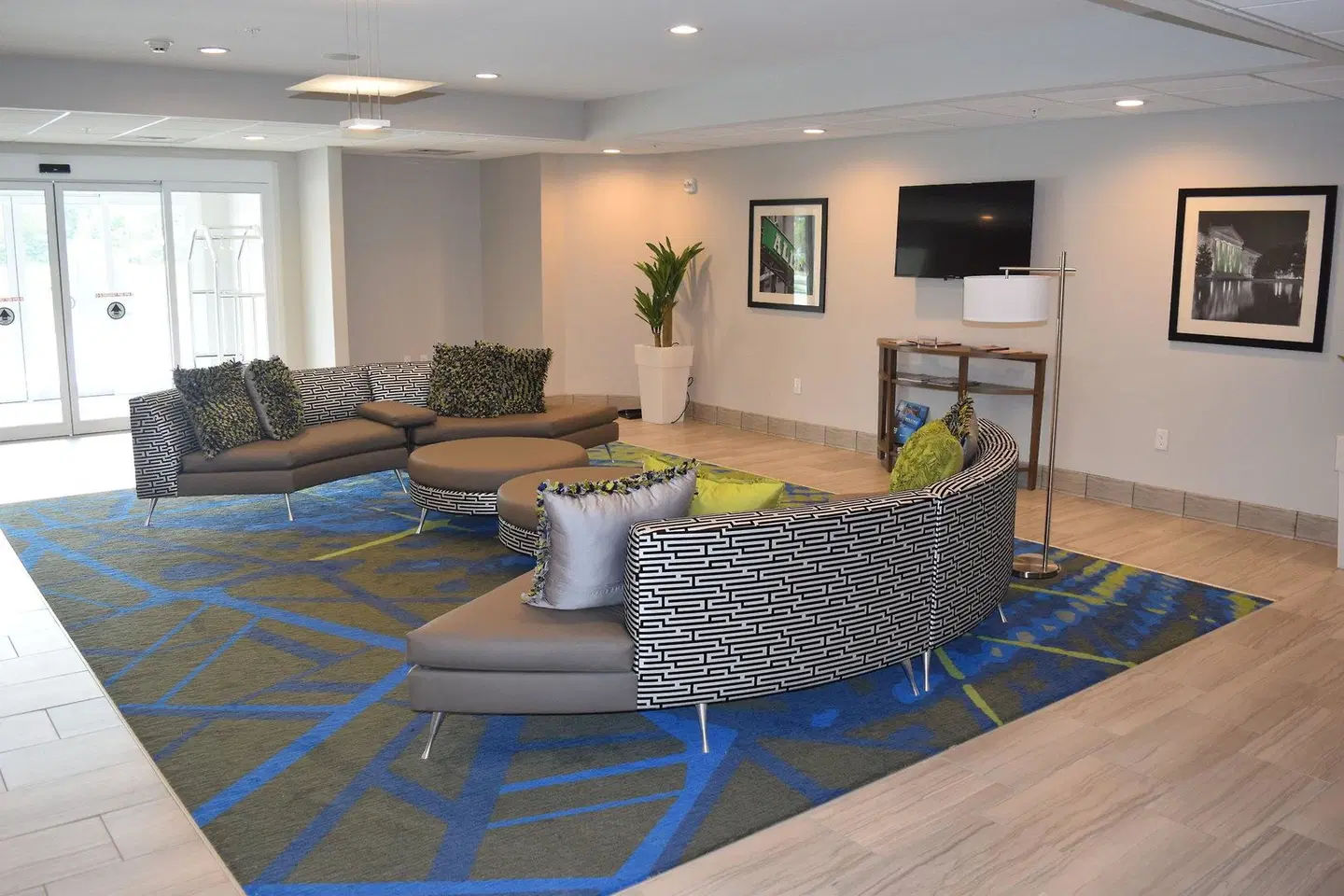 Candlewood Suites Nashville - Metro Center by IHG LOUNGE_LOBBY