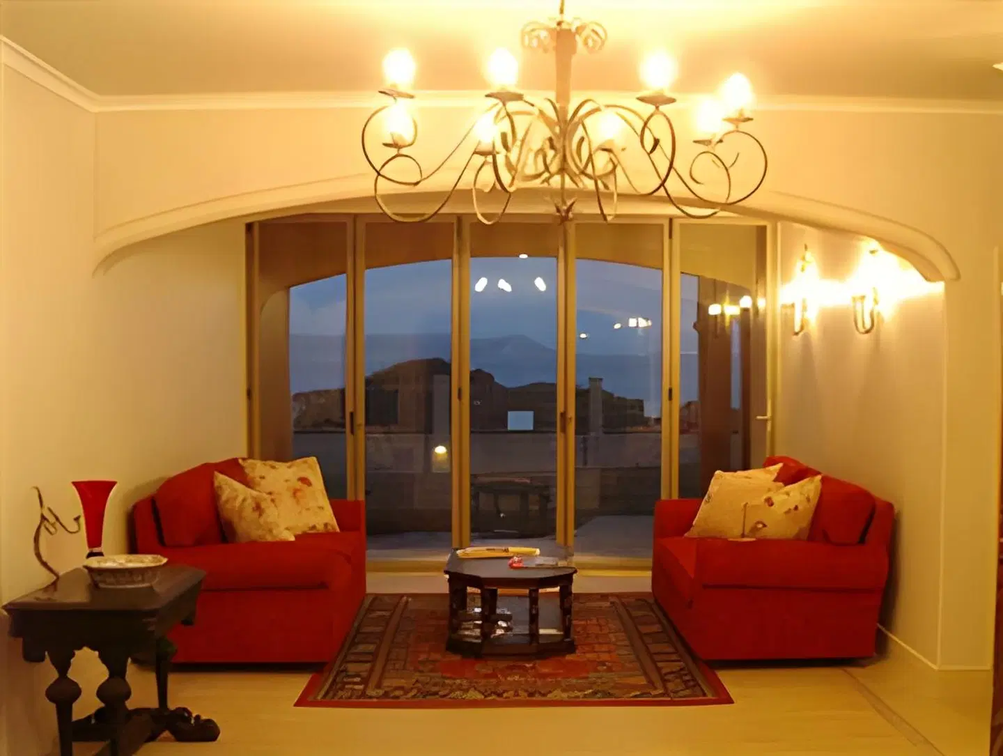 On The Cliff Guest House ROOM_EXAMPLE