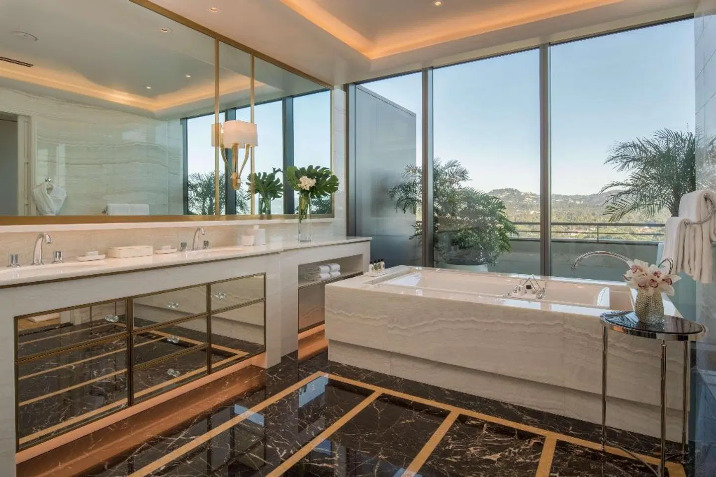 Waldorf Astoria Beverly Hills Badezimmer