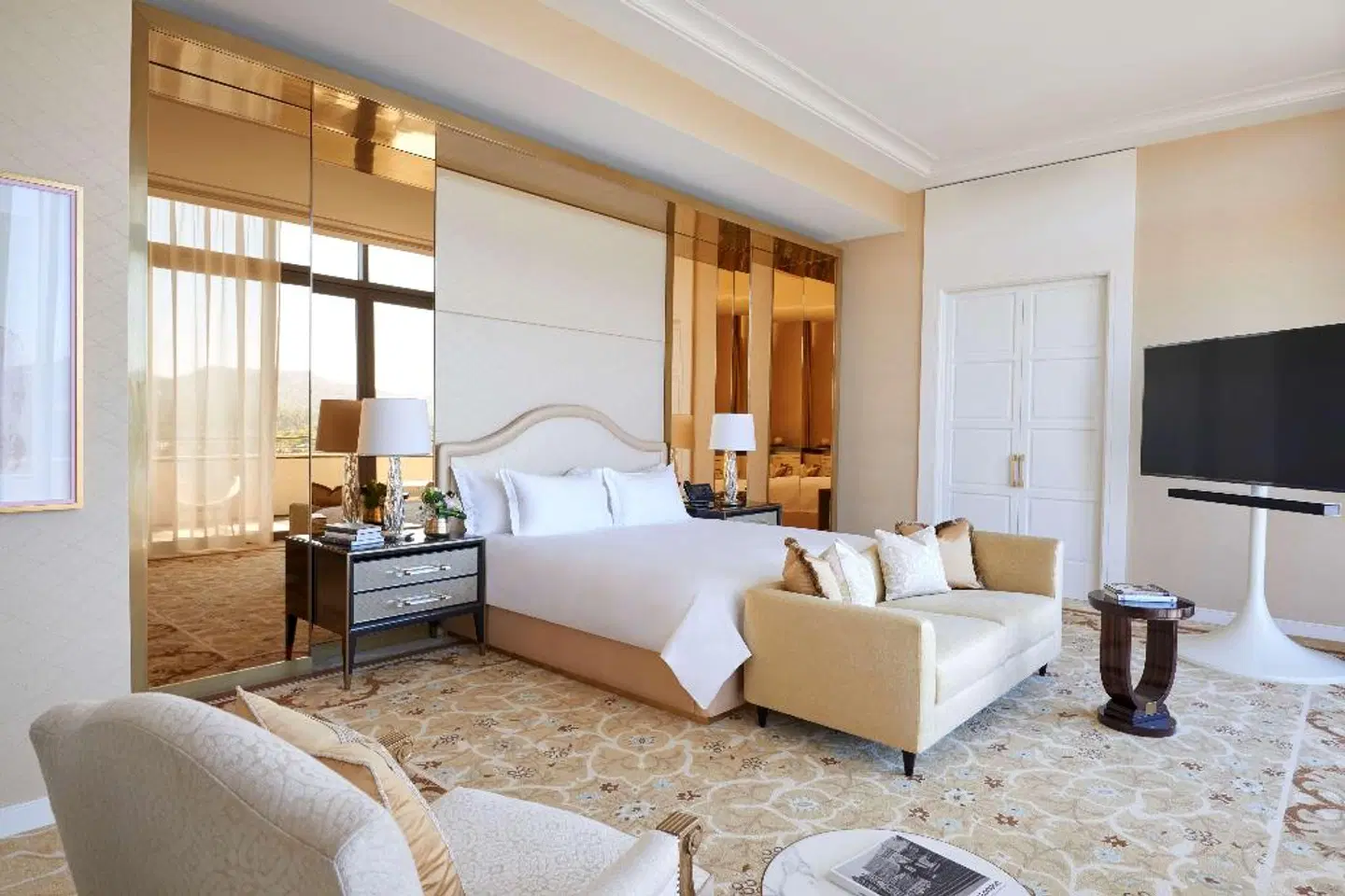 Waldorf Astoria Beverly Hills ROOM_EXAMPLE