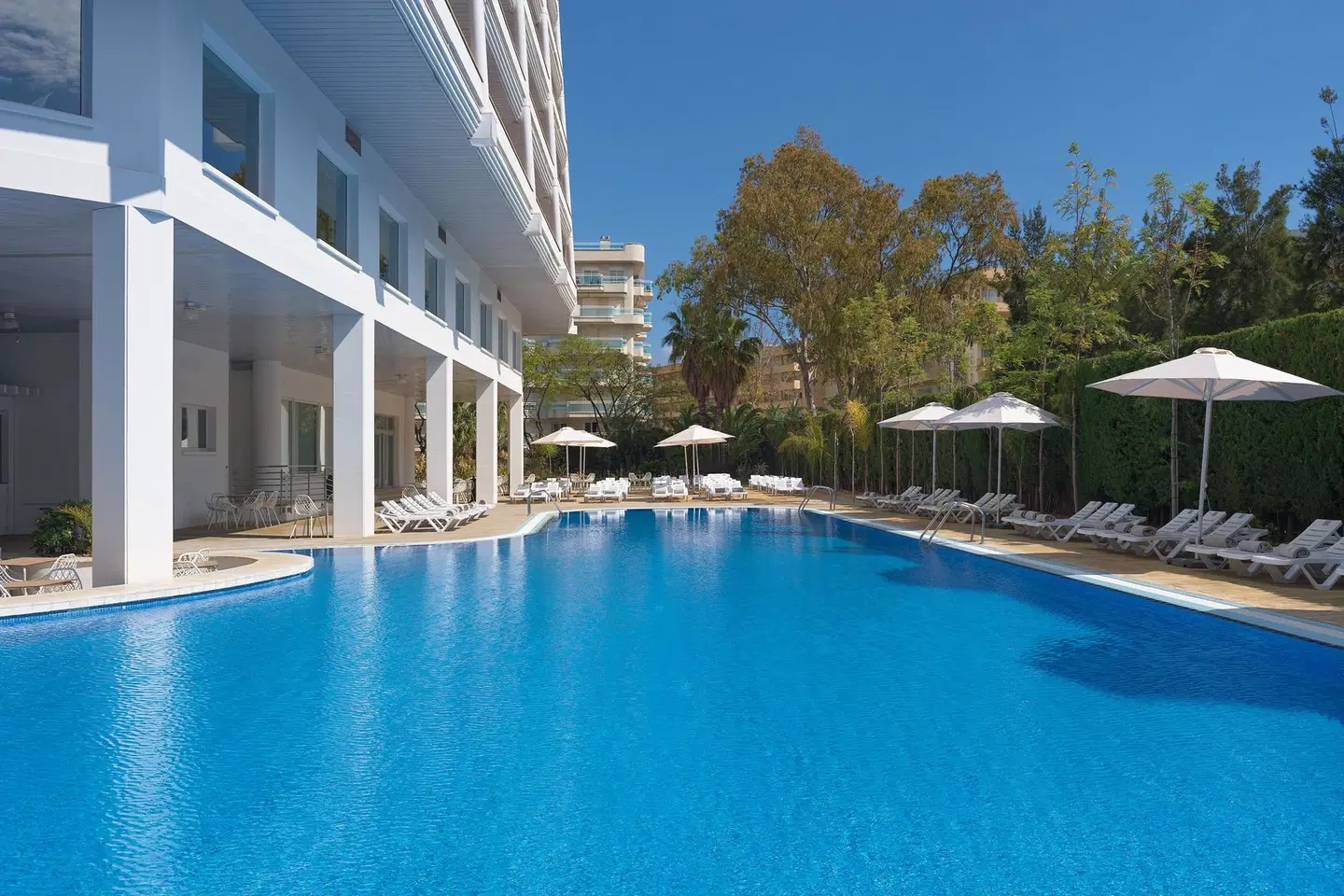 Ponient Pirámide Salou by PortAventura World OUTDOOR_POOL