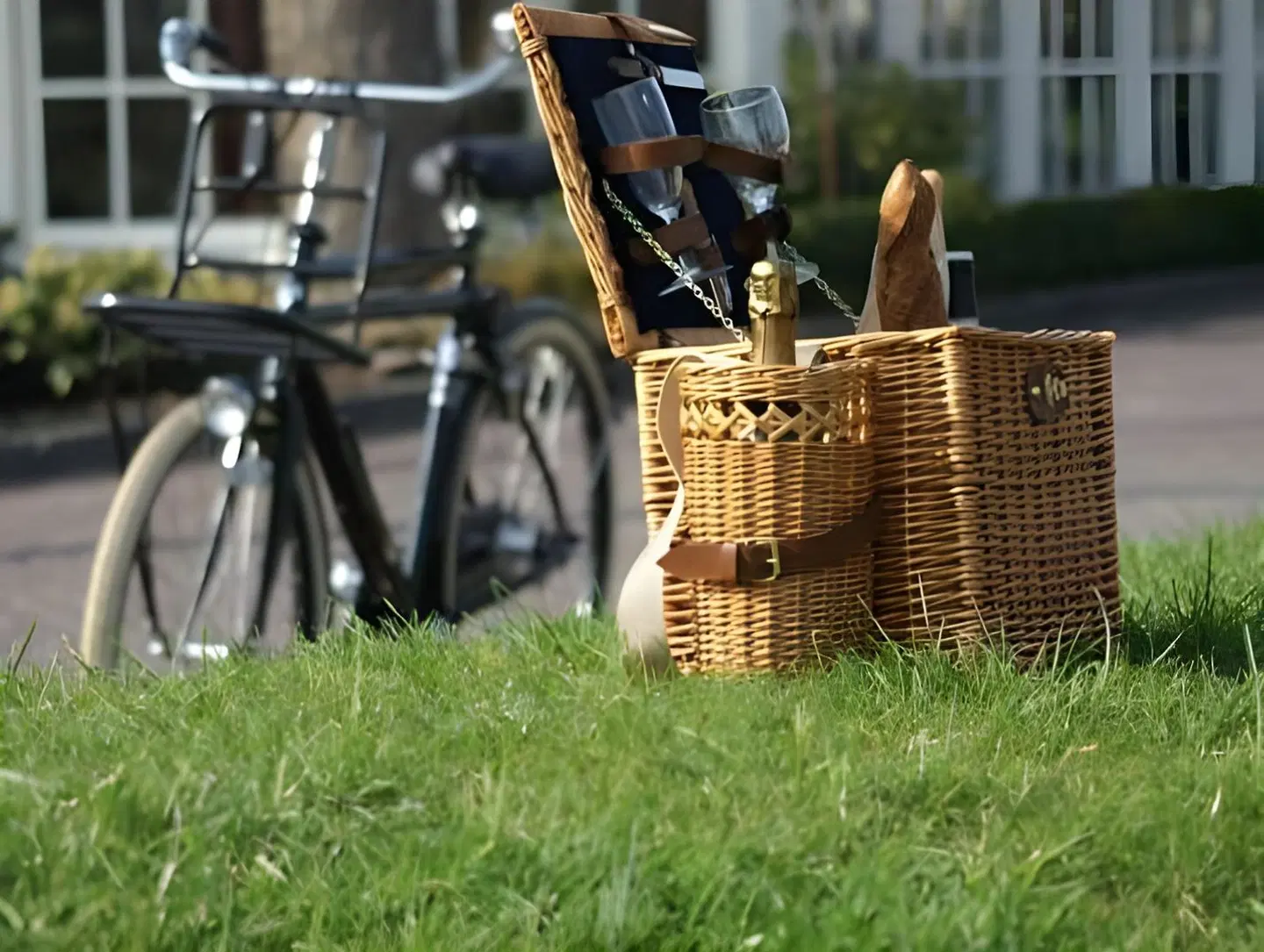 De Nederlanden SPORTS_AND_LEISURE