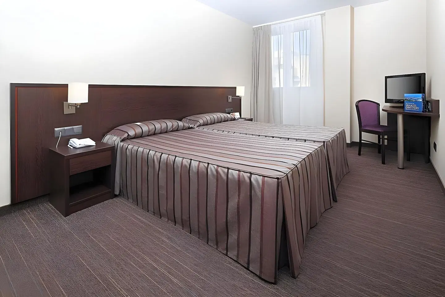 HCC Lugano ROOM_EXAMPLE