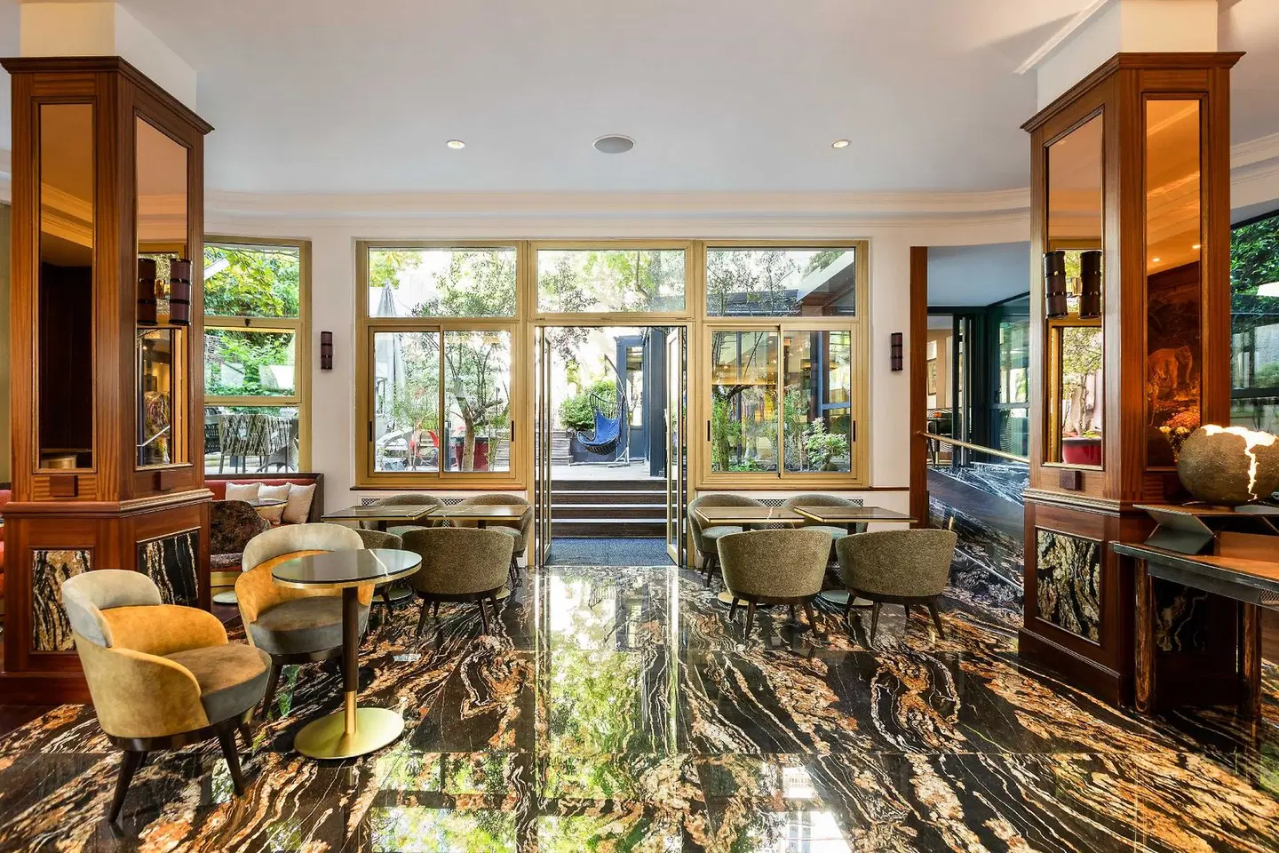 Atala powered by Sonder LOUNGE_LOBBY