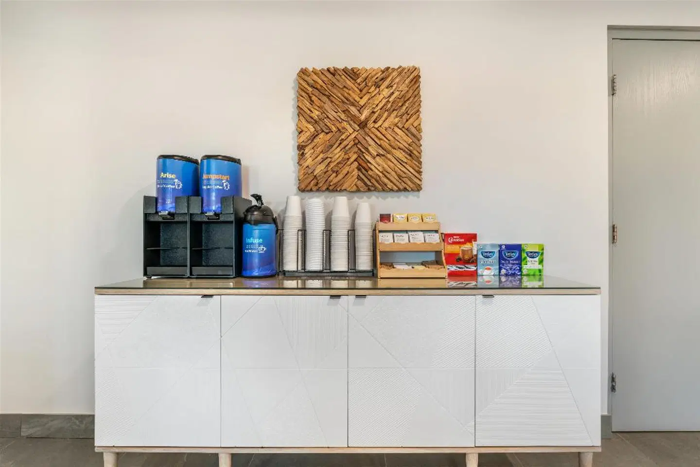 Travelodge Prince George ROOM_EXAMPLE