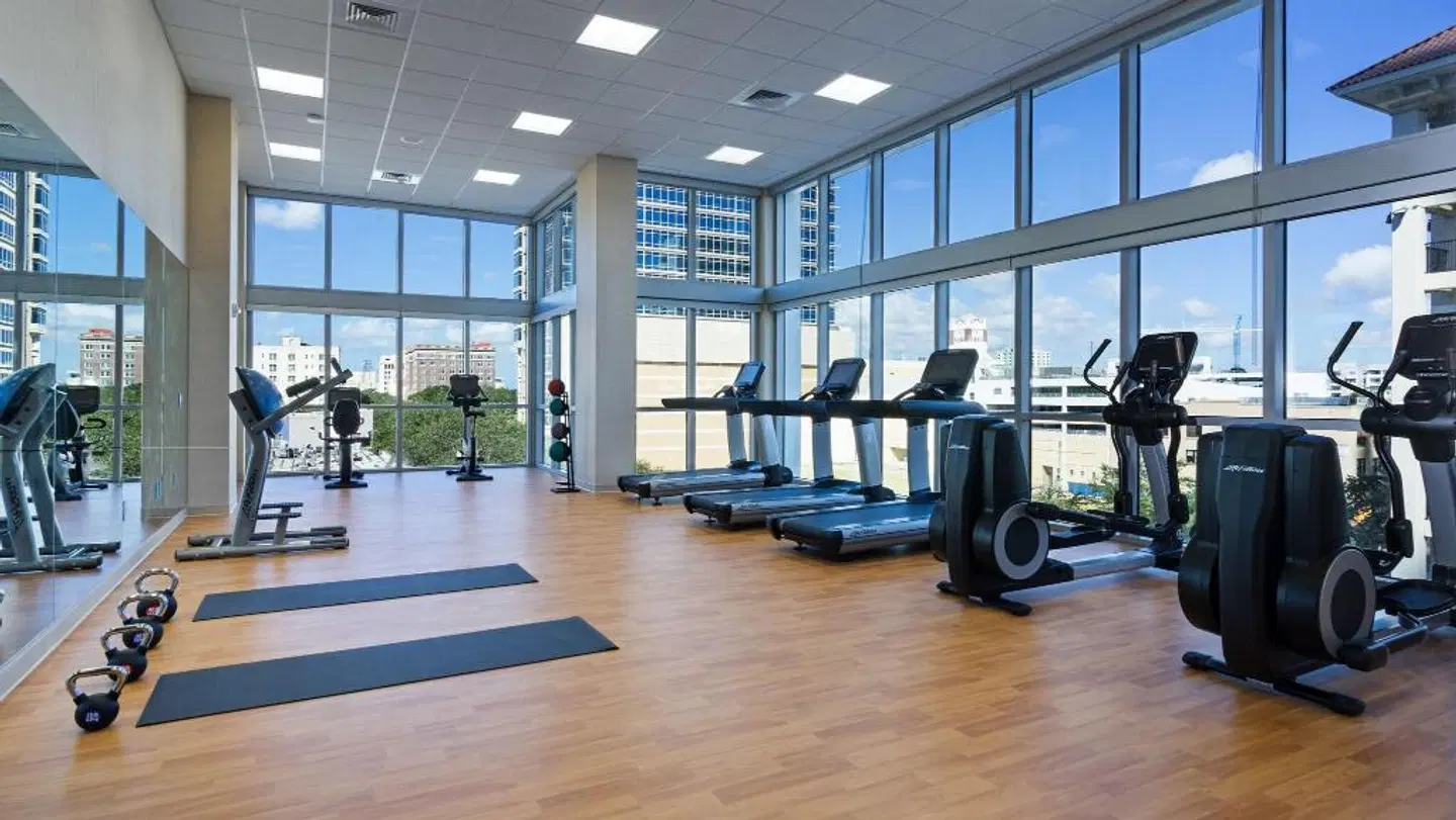 Hyatt Place St. Petersburg/Downtown SPORTS_AND_LEISURE