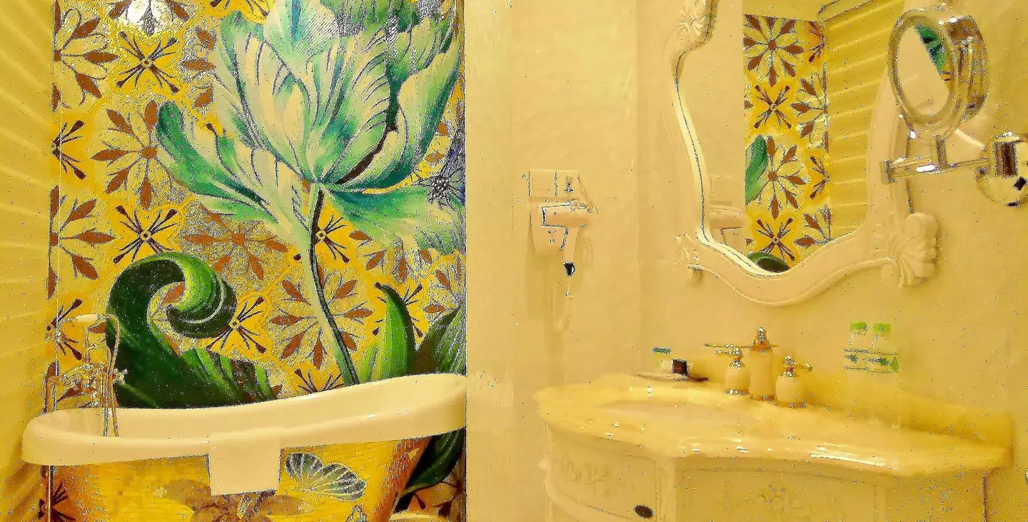 Tuong Vi Hotel Saigon BATHROOM