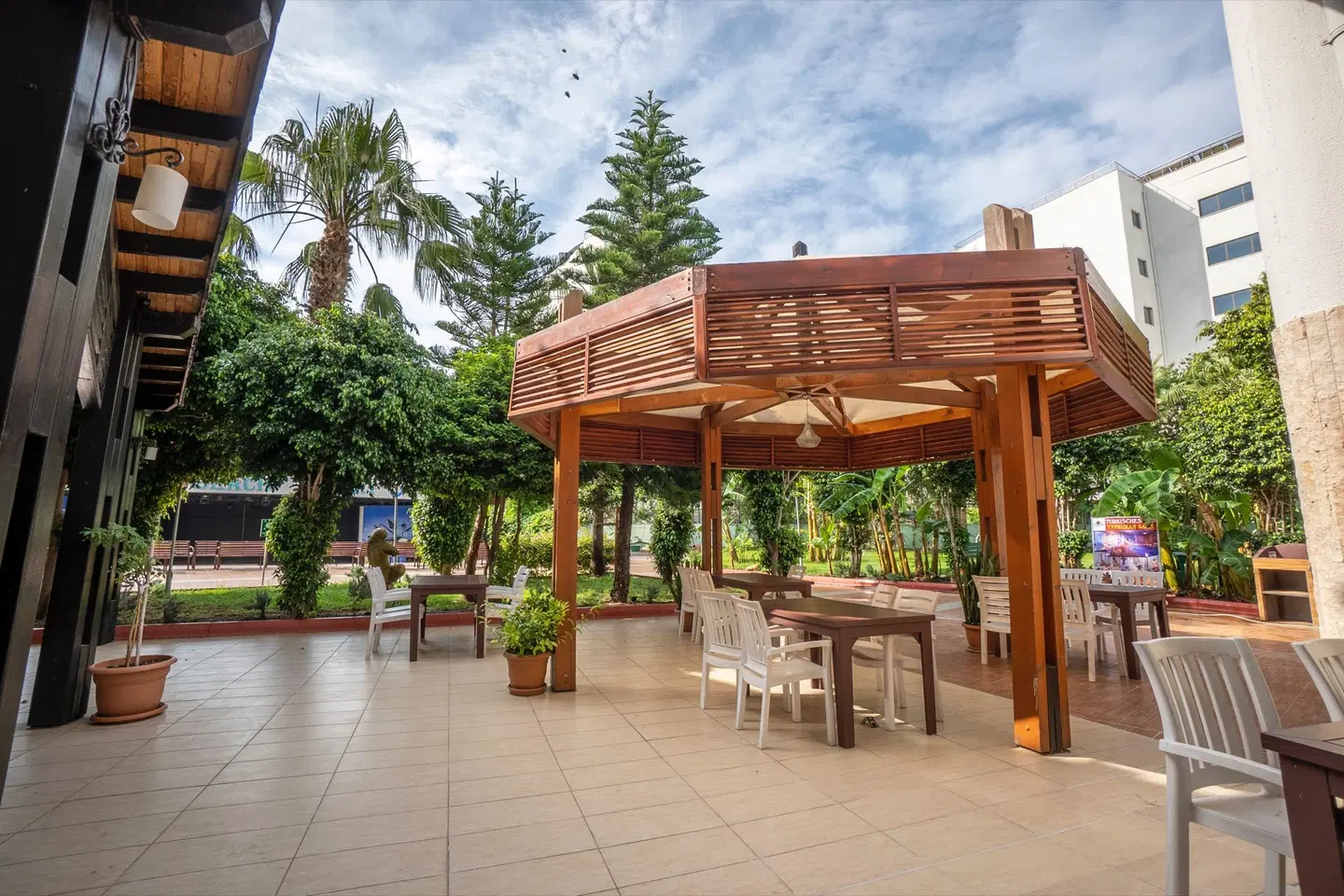 Cenger Beach Resort & SPA Terrasse