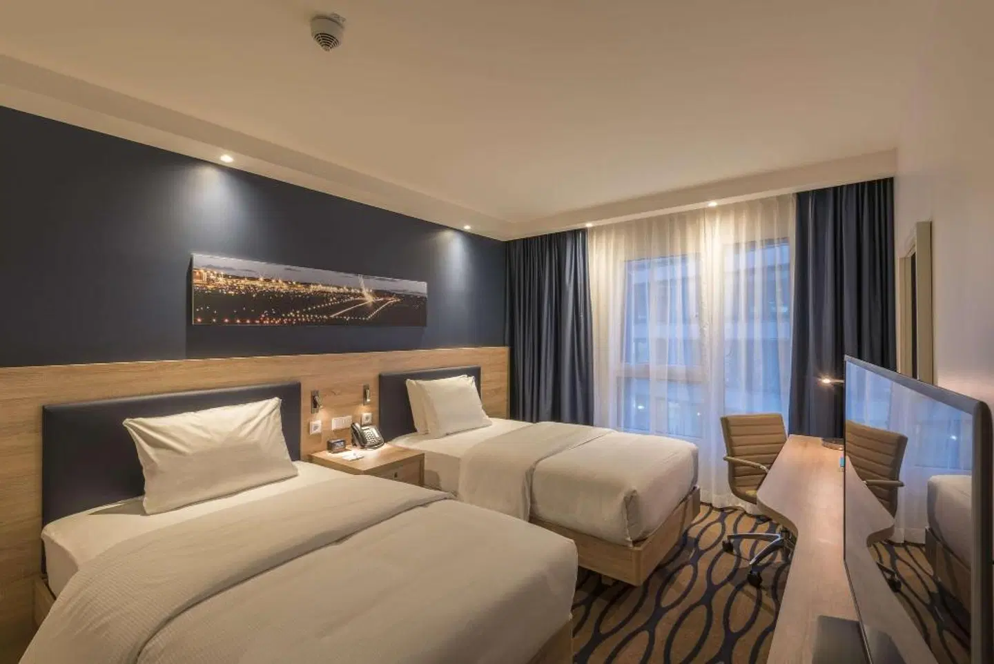 Hampton by Hilton Frankfurt Airport ROOM_EXAMPLE