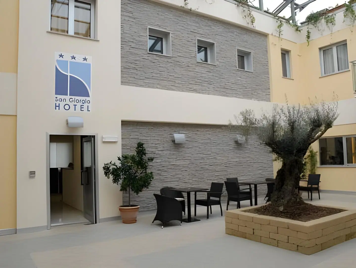 San Giorgio Hotel EXTERIOR
